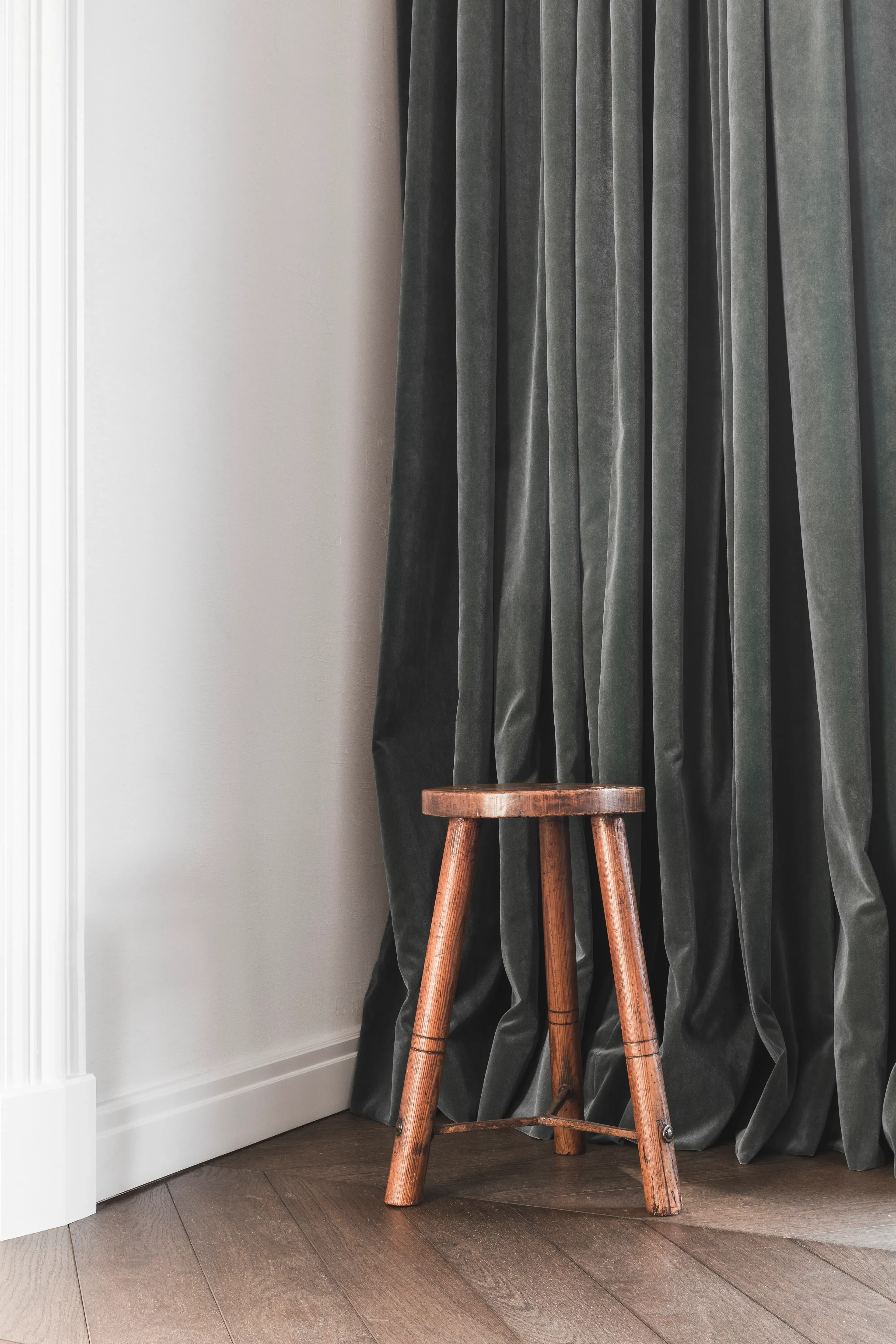 Stilvolle Sockelleisten in weiß online kaufen