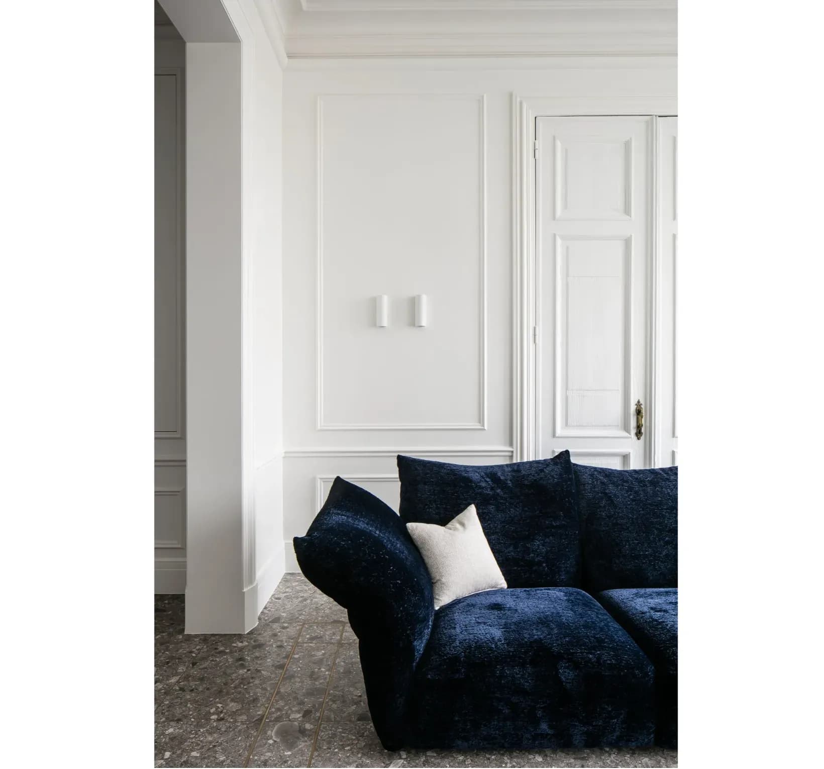 Orac Decor Napoleonhut-Profil für eine edle Wandgestaltung